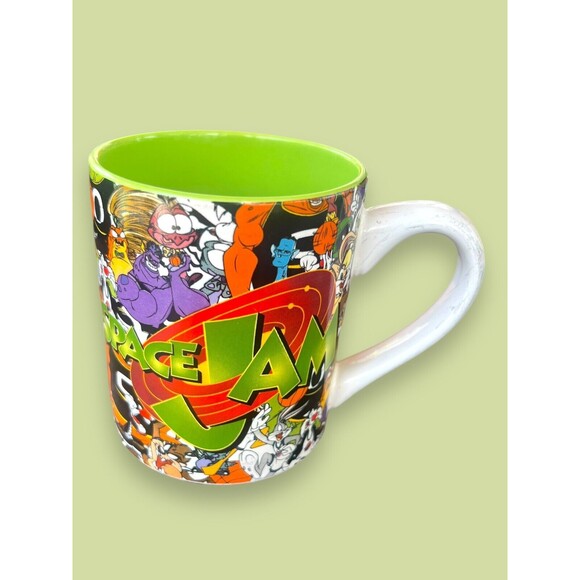 SPACE JAM Bugs Bunny Sylvester Daffy Duck Taz Marvin Looney Tunes Coffee Mug - Picture 1 of 7
